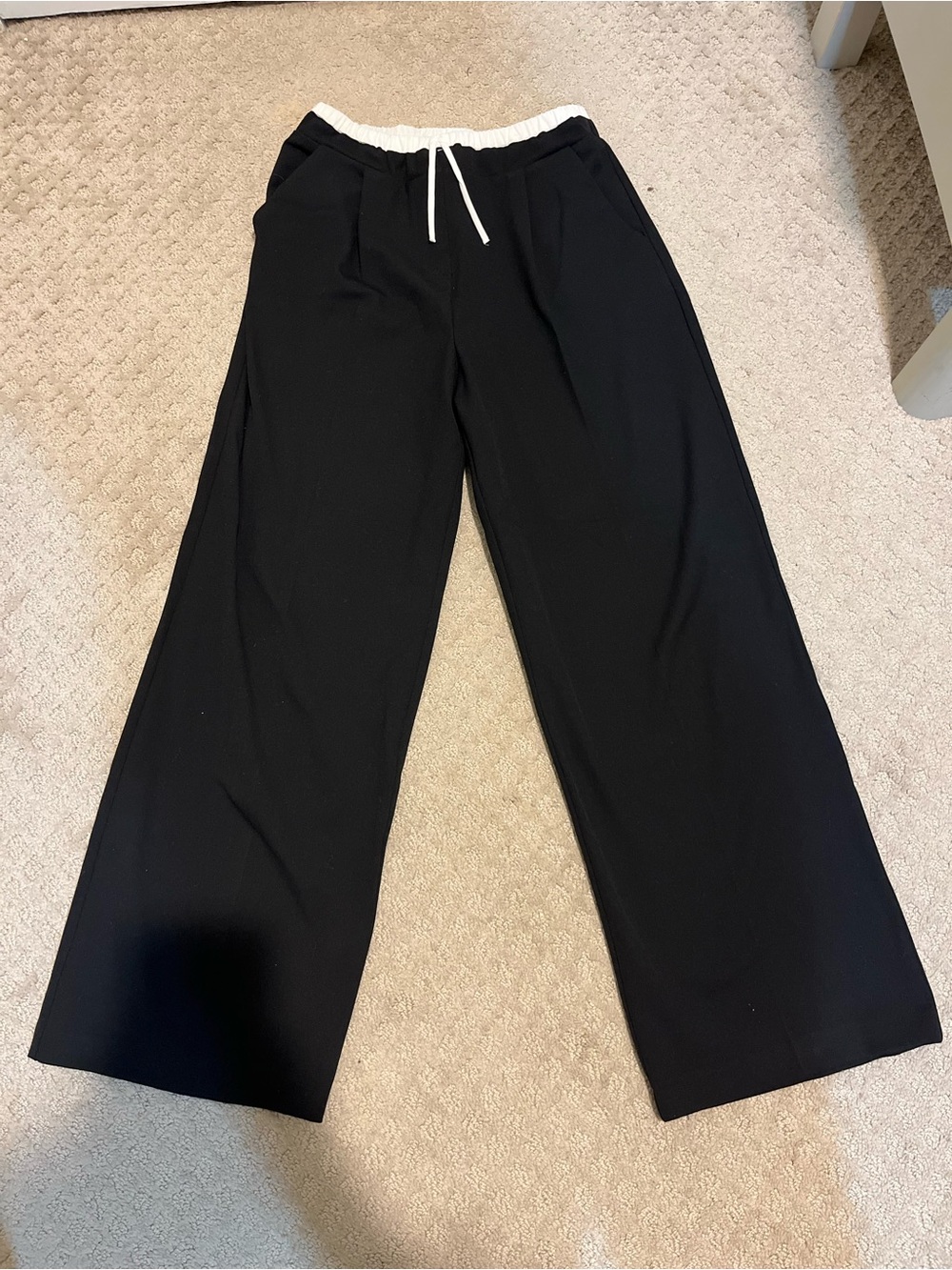Zara Black Wide-Leg Pants with White Drawstring